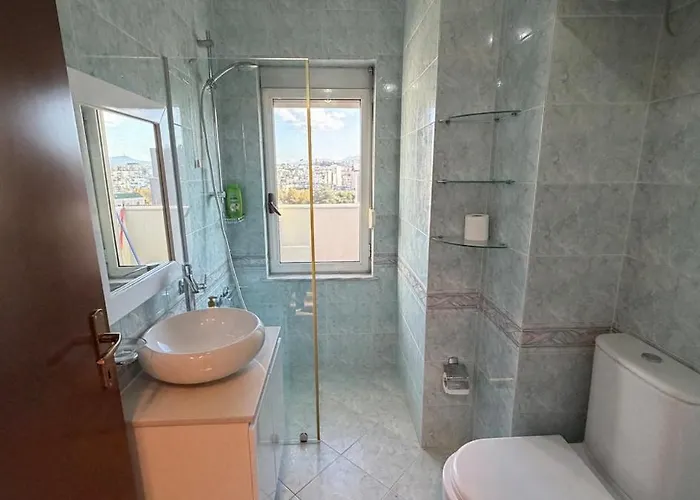 20 Bs New Bazaar Tirana