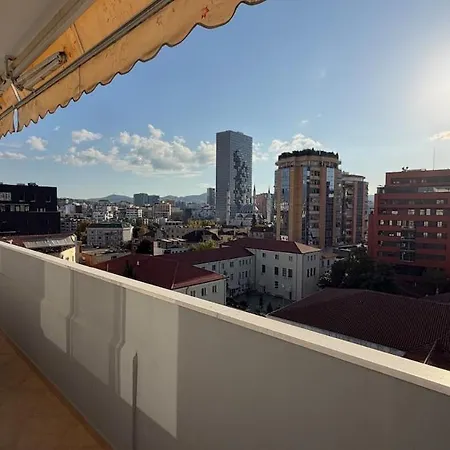 20 Bs New Bazaar Apartman Tirana